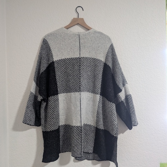 Stradivarius Checkered Cardigan Sweater / M - Picture 5 of 5